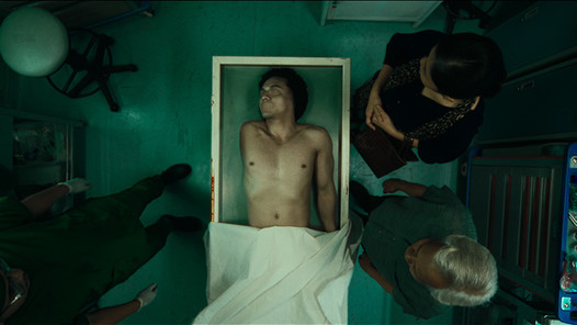 SAMMI, WHO CAN DETACH HIS BODY PARTS / SAMMI, QUE CONSEGUE SEPARAR PARTES DO PRÓPRIO CORPO